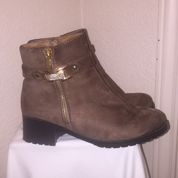 Lucita Faux Suede Booties - Picture 2 of 8